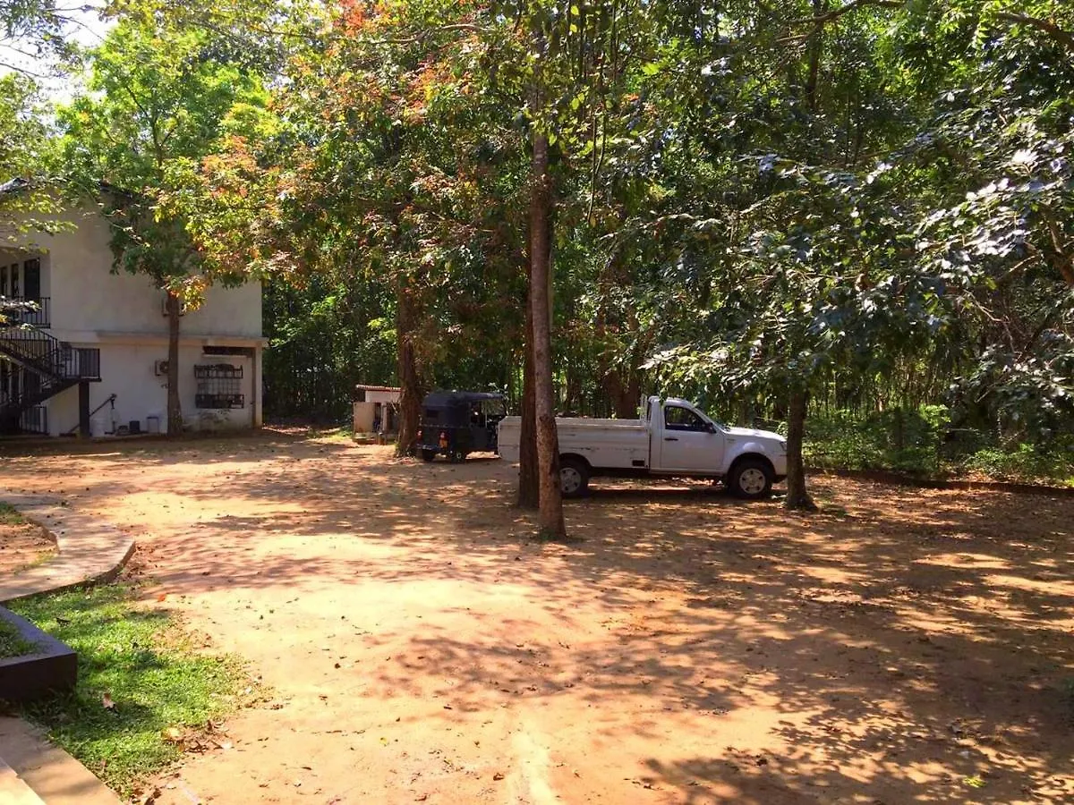 Hotel Flower Garden Eco Village Sigiriya